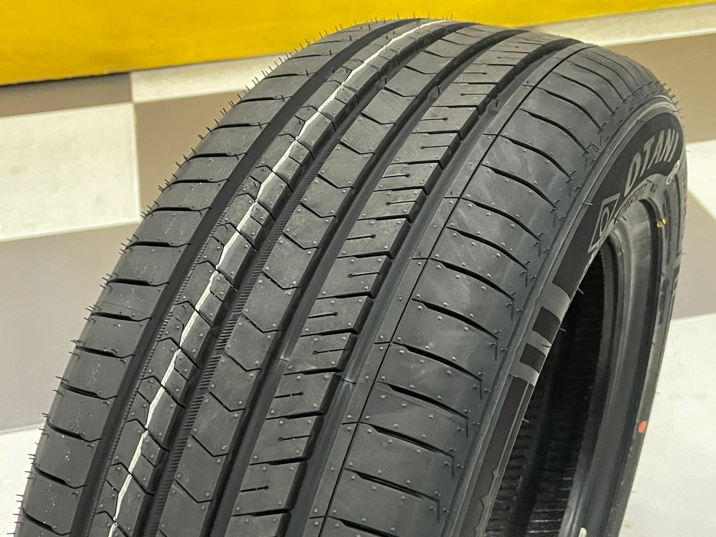 ยางพรีเมี่ยม Otani EK3000 🎉🛞195/55R15 ยางใหม่ปี2025 💥💥