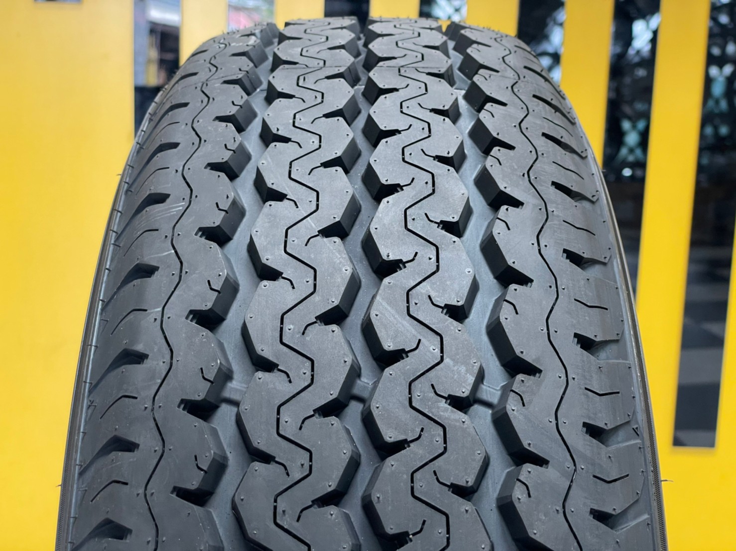 AUSTONE SP-102 205/70R15 ยางใหม่ปี2023