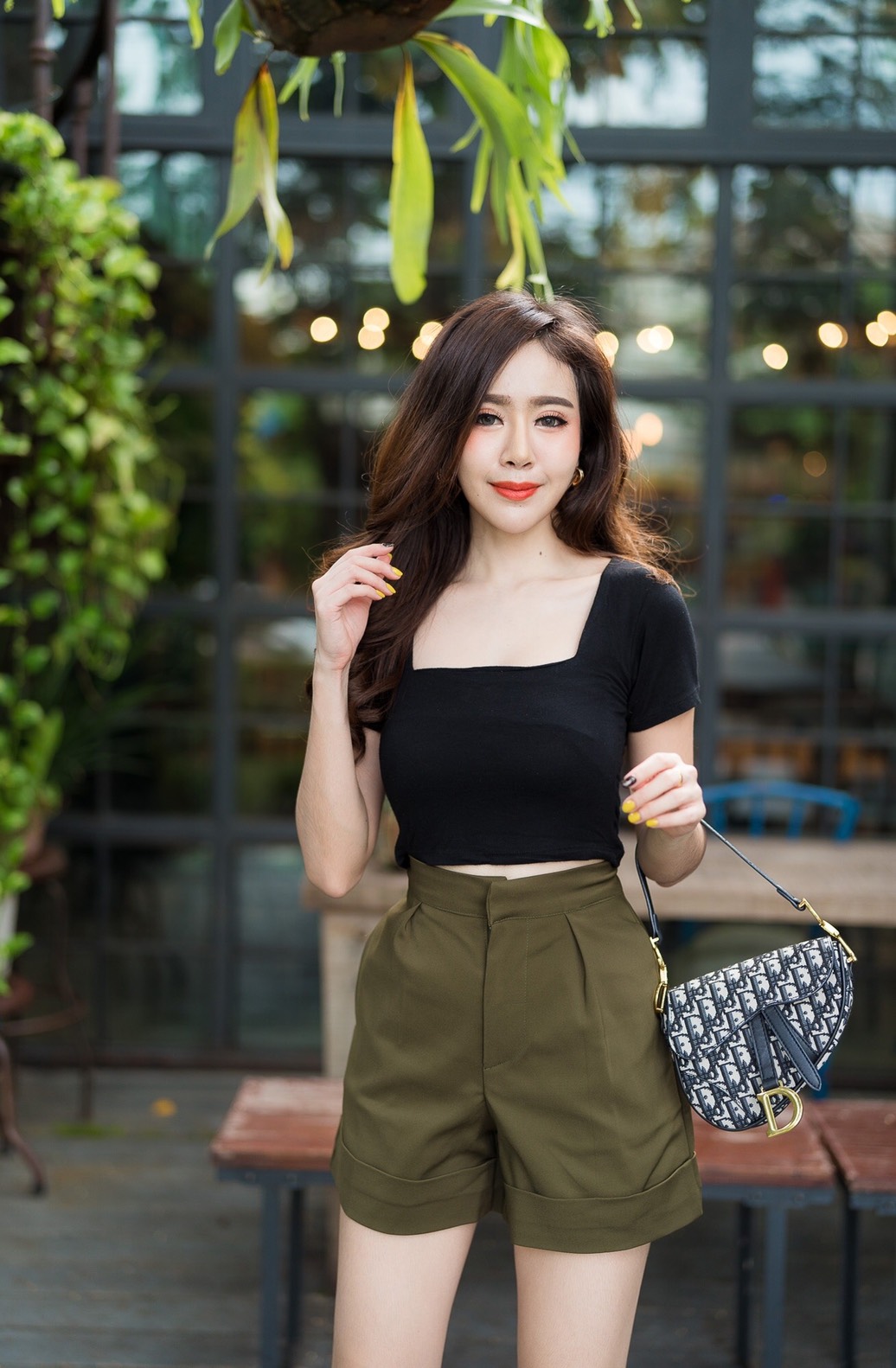 กางเกงขาสั้นเอวสูง ซิปหน้า ตะขอหน้า ทรงบอลลูน ปลายขาพับ ผ้าดับเบิ้ล สวยมาก เก็บพุงอย่างเนียน สาว ๆ ใส่แล้วทรงสวย น่ารัก