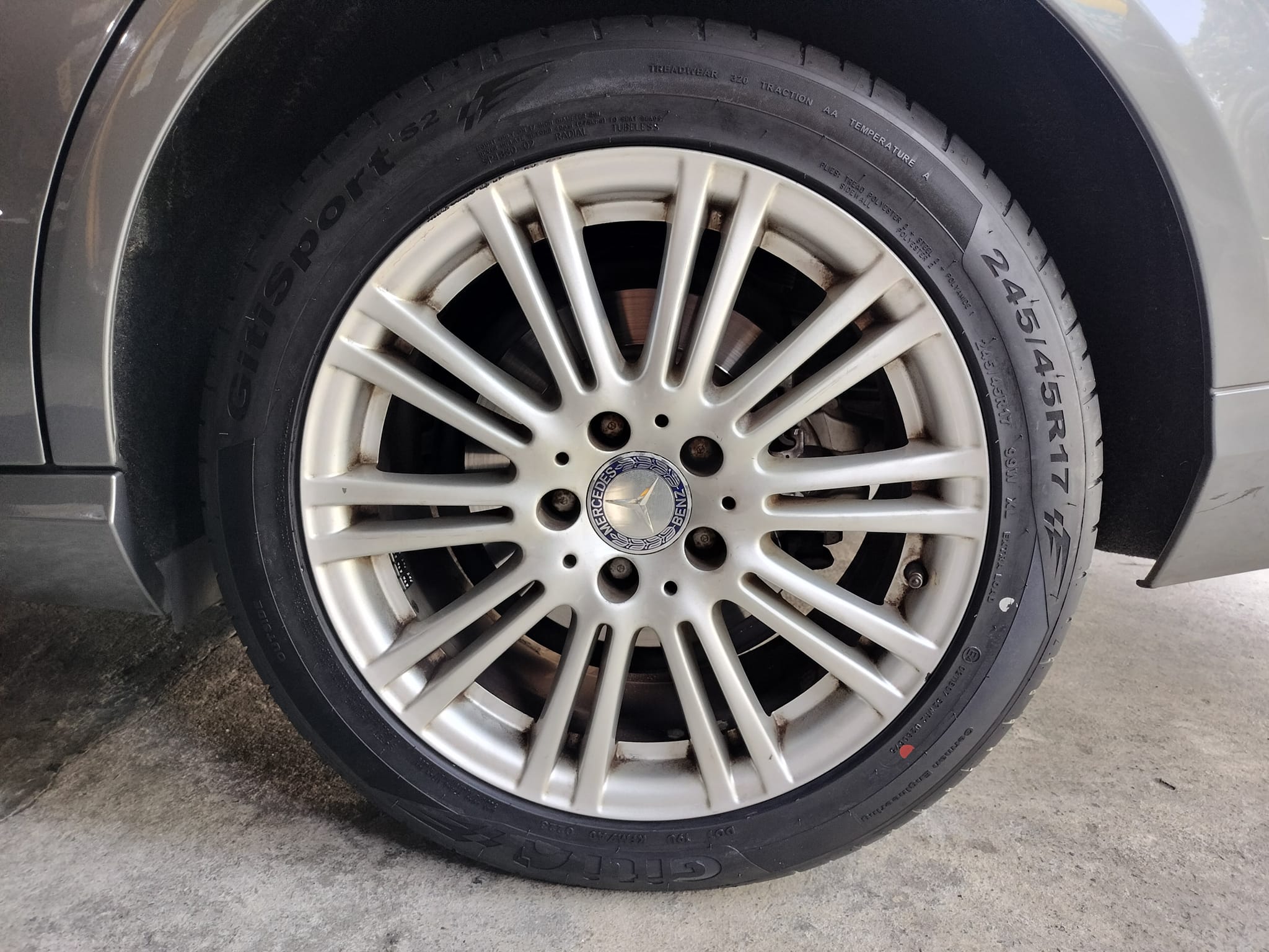 #BENZ_E250 #GITI_SPORTS2_245/45R17