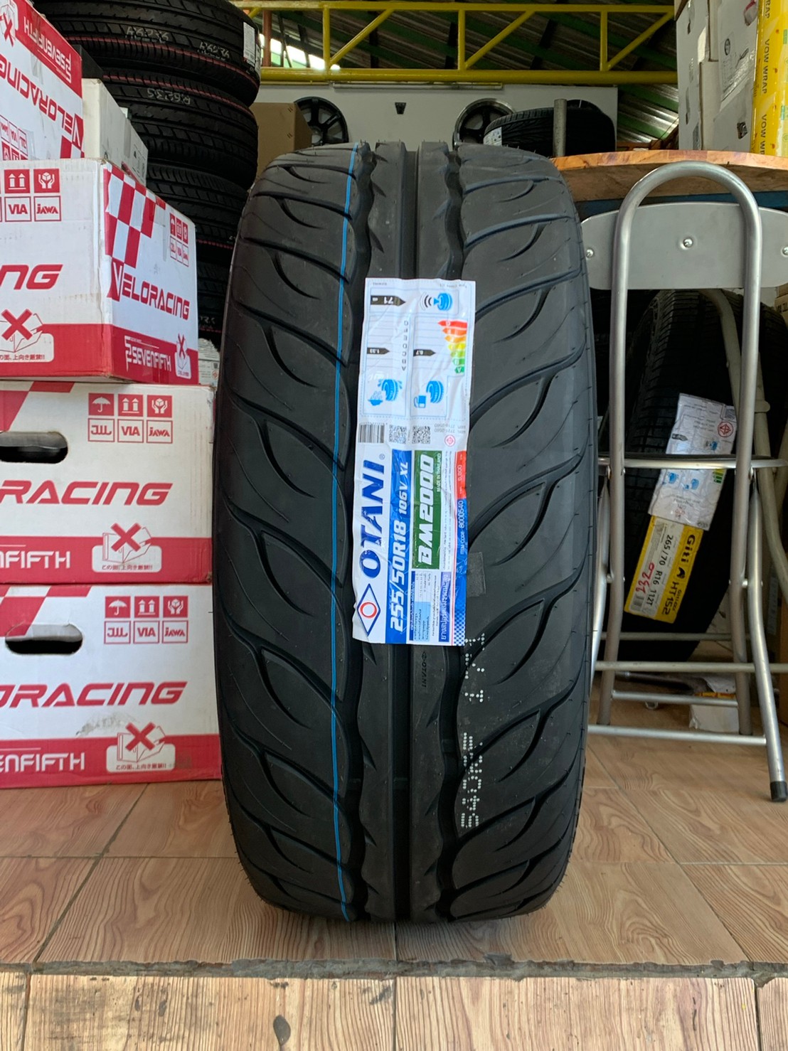 โดนใจสายซิ่ง ยางลายใหม่ นุ่มหนึบ OTANI BM2000 255/50R18 ราคาพิเศษพร้อมติดตั้งฟรี สนใจสอบถามเพิ่มเติมได้ค่ะ