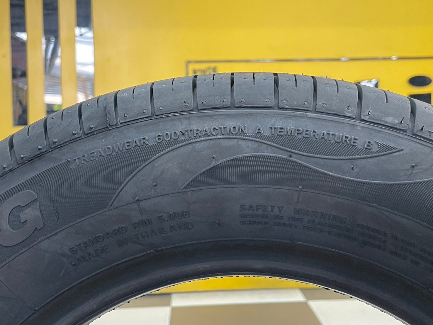 ยางรถยนต์คุณภาพดี #Linglong(หลิงหลง) Crosswind HP 175/70R13 ยางใหม่ปี2024 ยางผลิตไทย