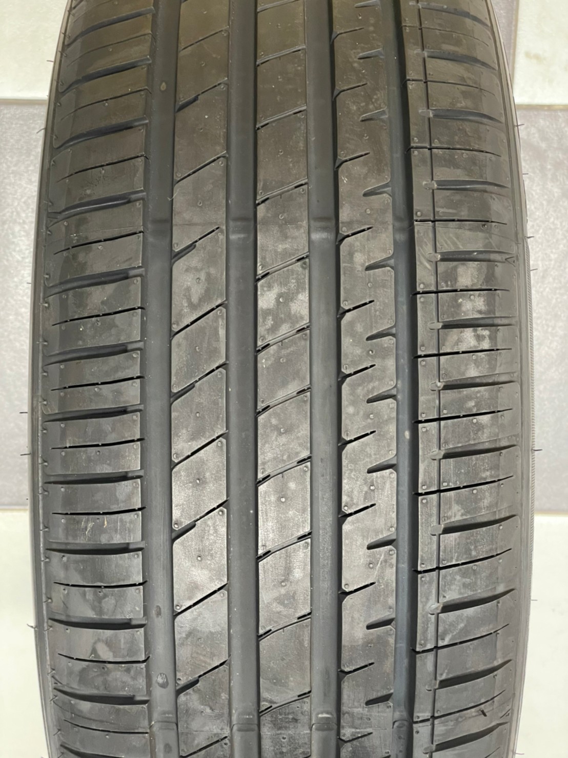 ยางใหม่FIRENZA ST01A 225/45R18 ยางใหม่ปี2022