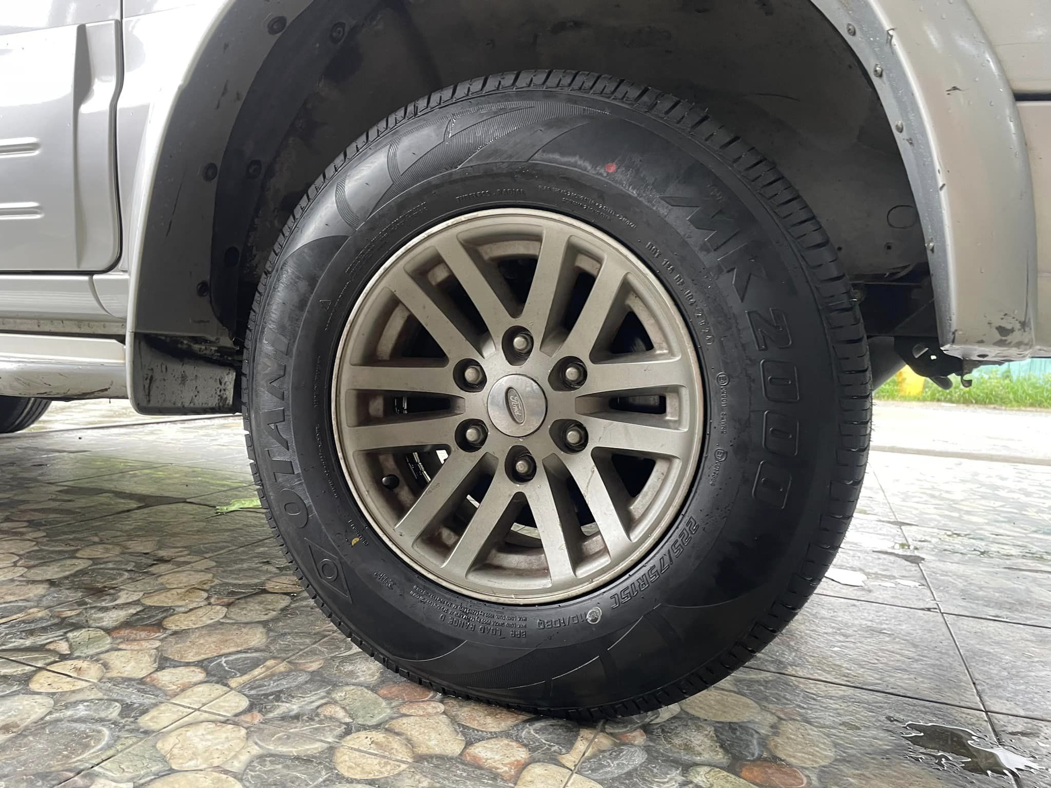 🚘 #FORD_EVEREST XLT #เปลี่ยนยาง 🛞 #OTANI_MK2000 225/75R15❗️❗️