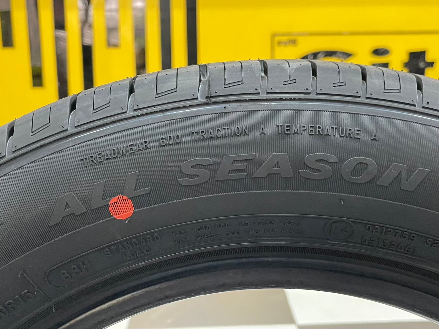 🔥🔥🔥AUSTONE SP602 195/60R15 ยางใหม่ปี2024🔥🔥🔥