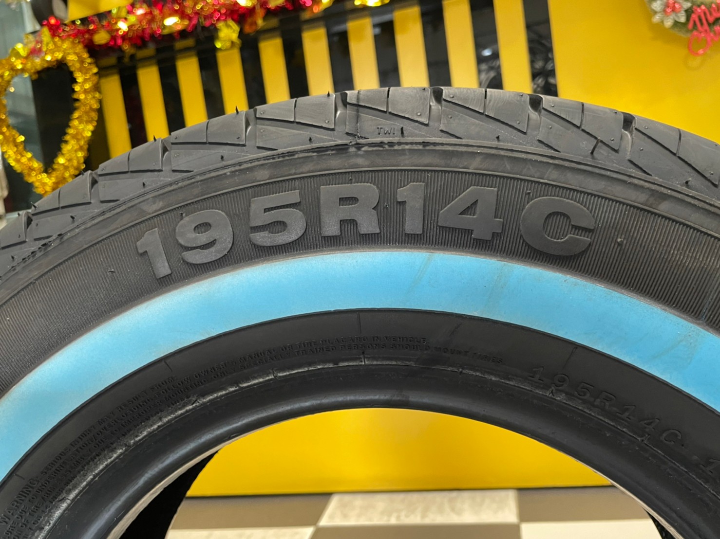 ยางขอบขาวแท้ ATLAS R772 195R14 ยางใหม่ปี2023