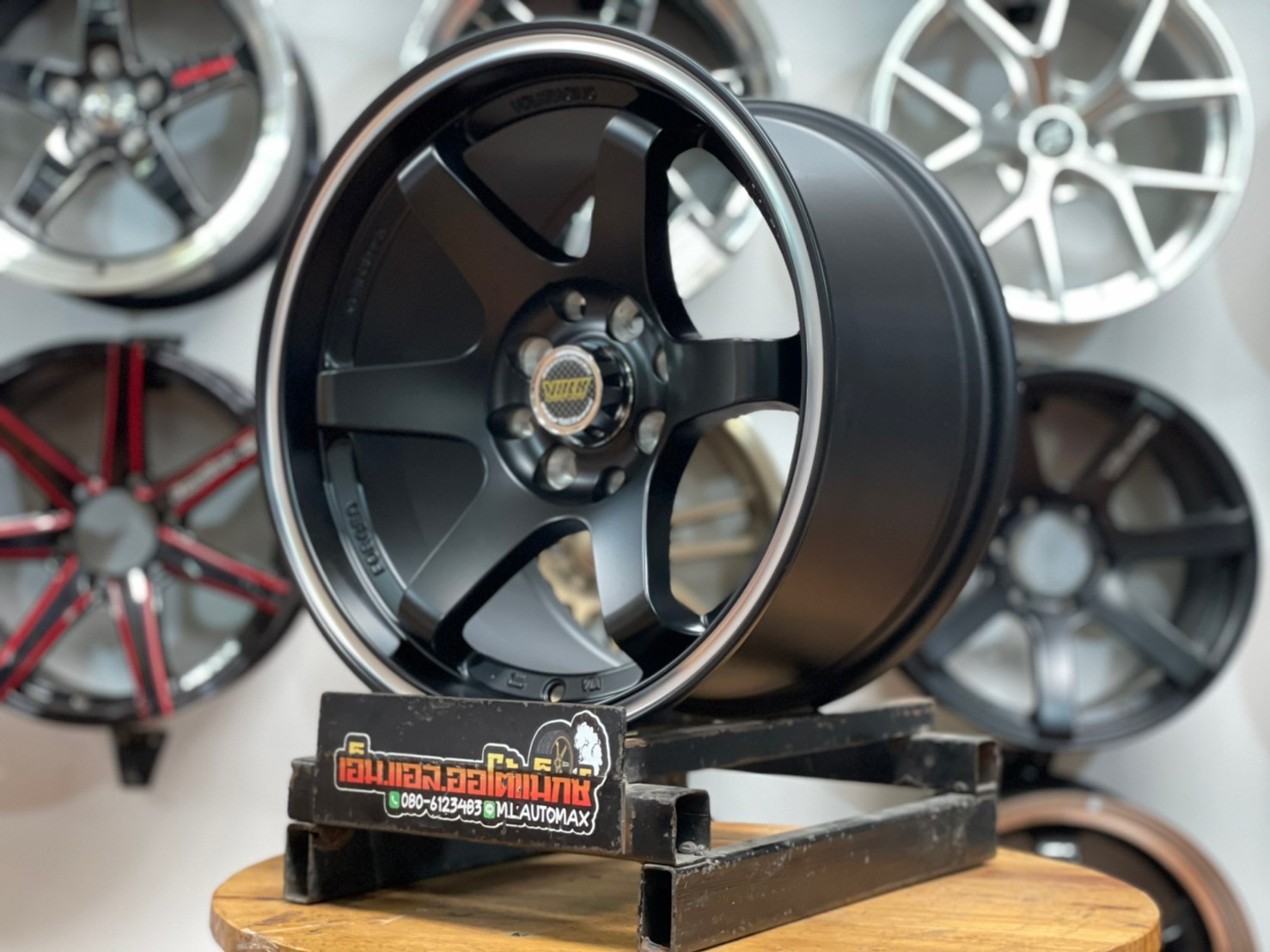 ล้อแม็กซ์ใหม่ TE37 ขอบ15 กว้าง8.25 4รู100และ4รู114.3 สีดำเงาขอบกลึงมิลลิ่งเงิน