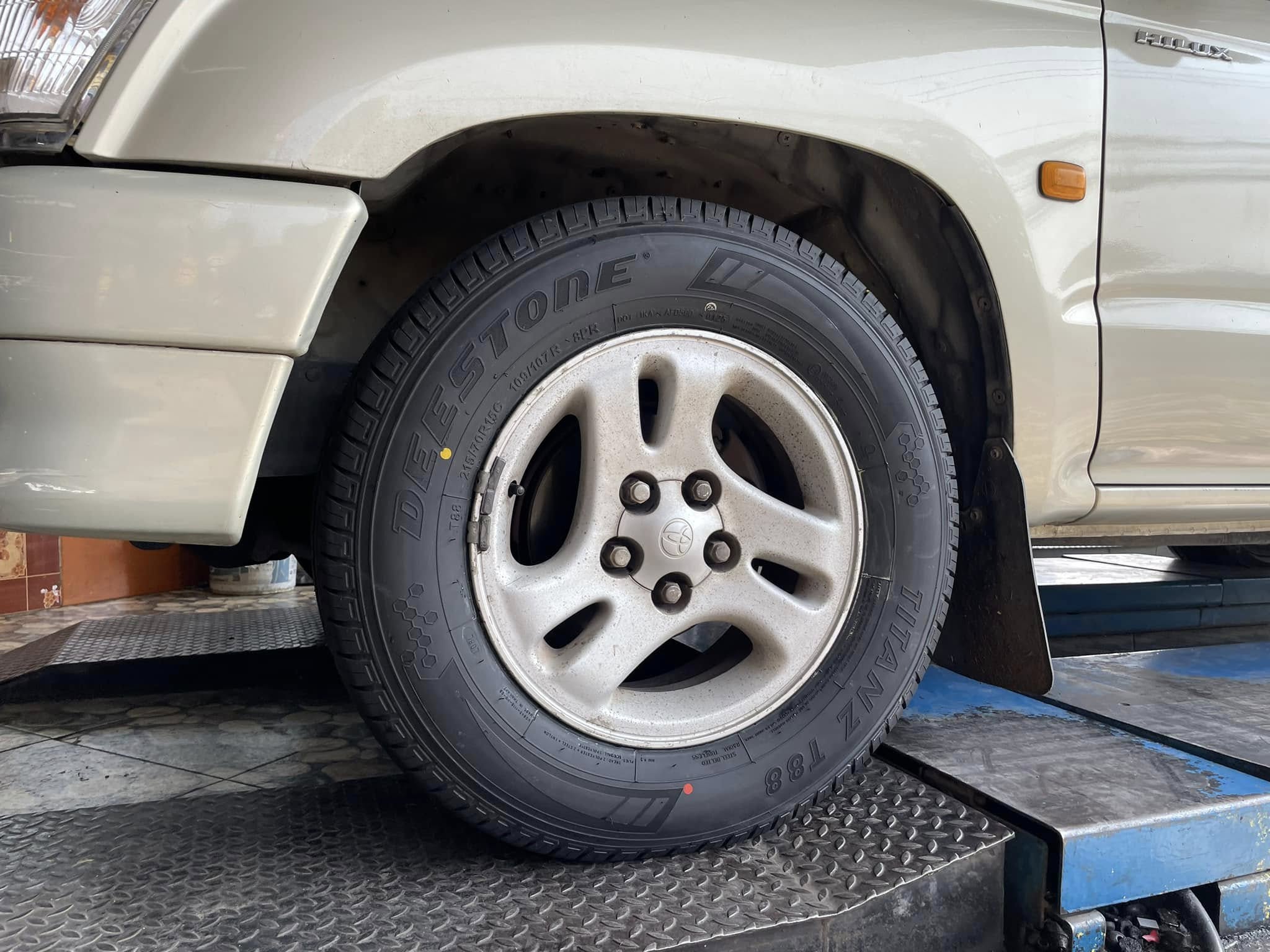 #TOYOTA_TIGER🛞 #DEESTONE_T88_215/70R15 เซอร์วิส #ช่วงล่าง