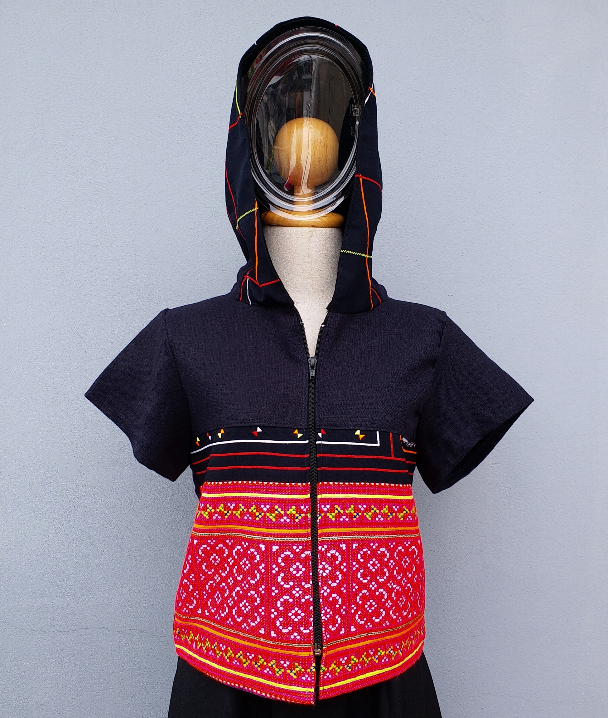 เสื้อฮู้ด ผ้าปักมือโทนชมพูอมส้ม