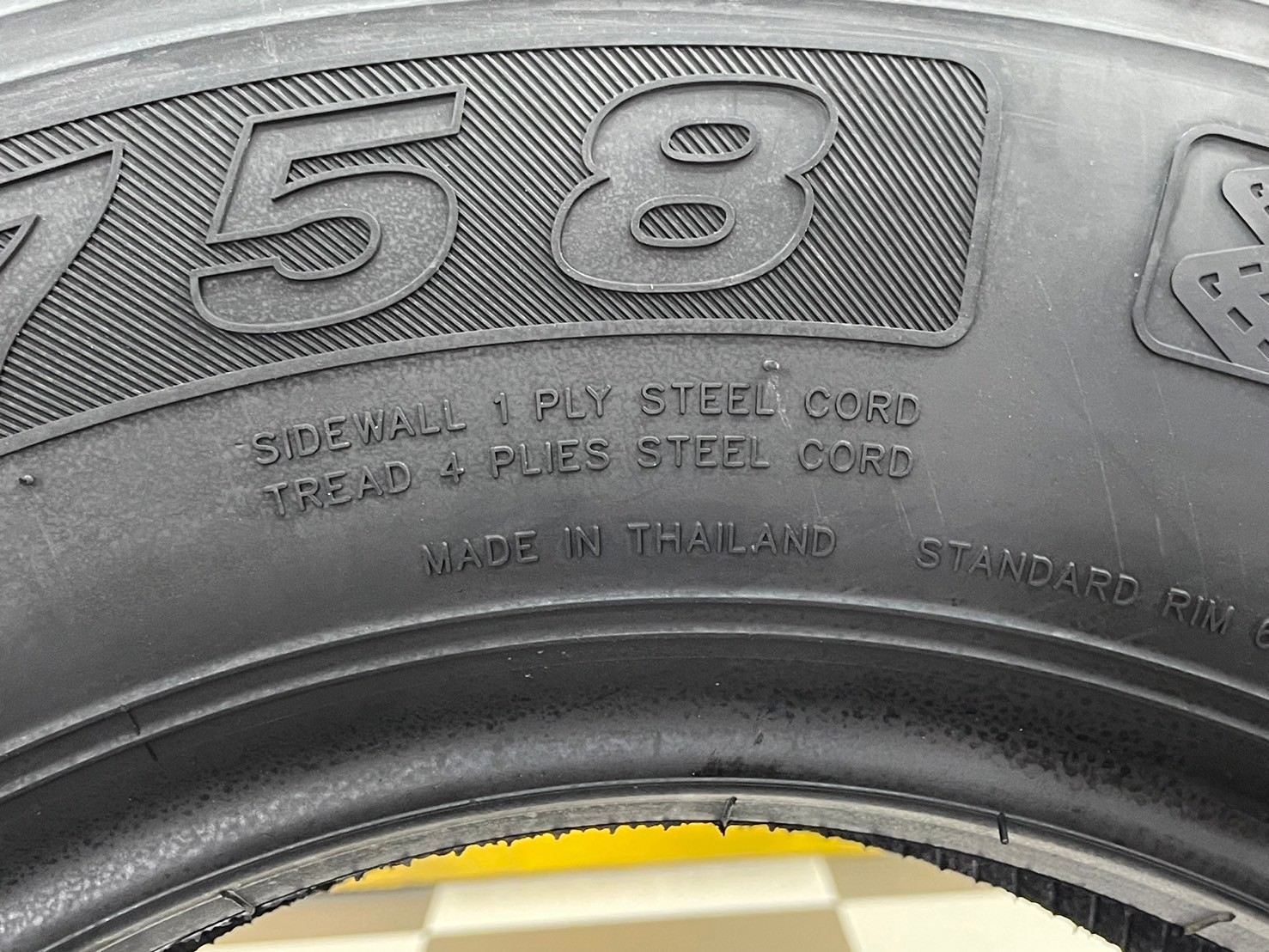 🔥ยางสายบรรทุกยังมีโปรโมชั่นอยู่นะคะ🔥 ยางบรรทุกดับเบิ้ลคอยน์ DOUBLE COIN 225/75R15 ยางใหม่ปี2024 ผ้าใบ14ชั้น
