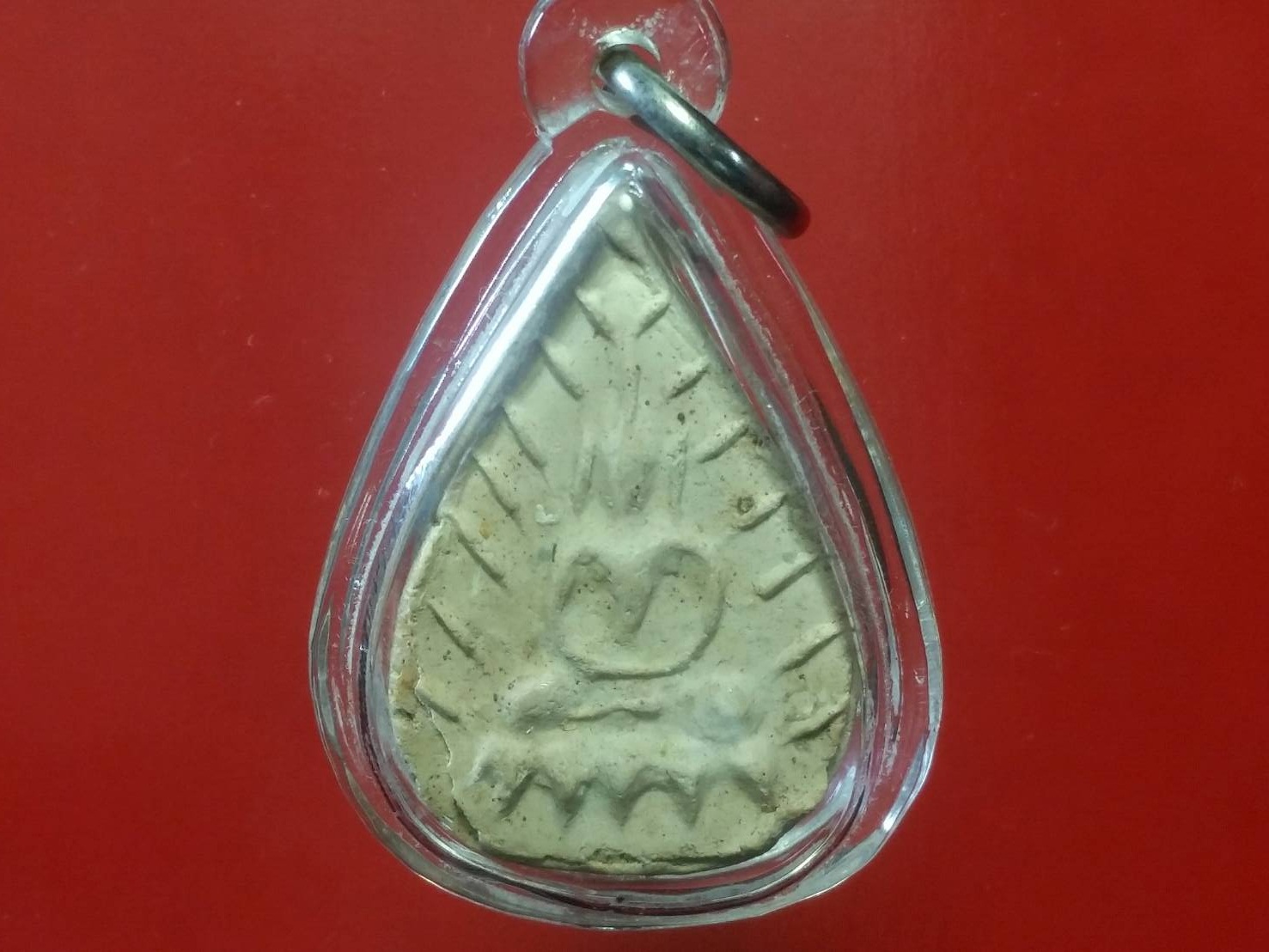 หลวงพ่อพลอย เนื้อผง