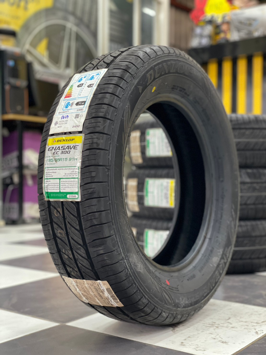 ยางใหม่ดันลอป DUNLOP ENASAVE EC300+ 195/65R15 ยางใหม่ปี2023