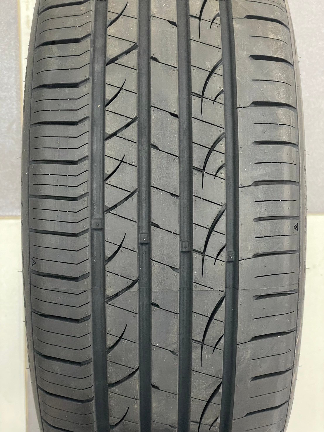 ยางใหม่AUSTONE SP702 215/45R17 ยางใหม่ปี2024