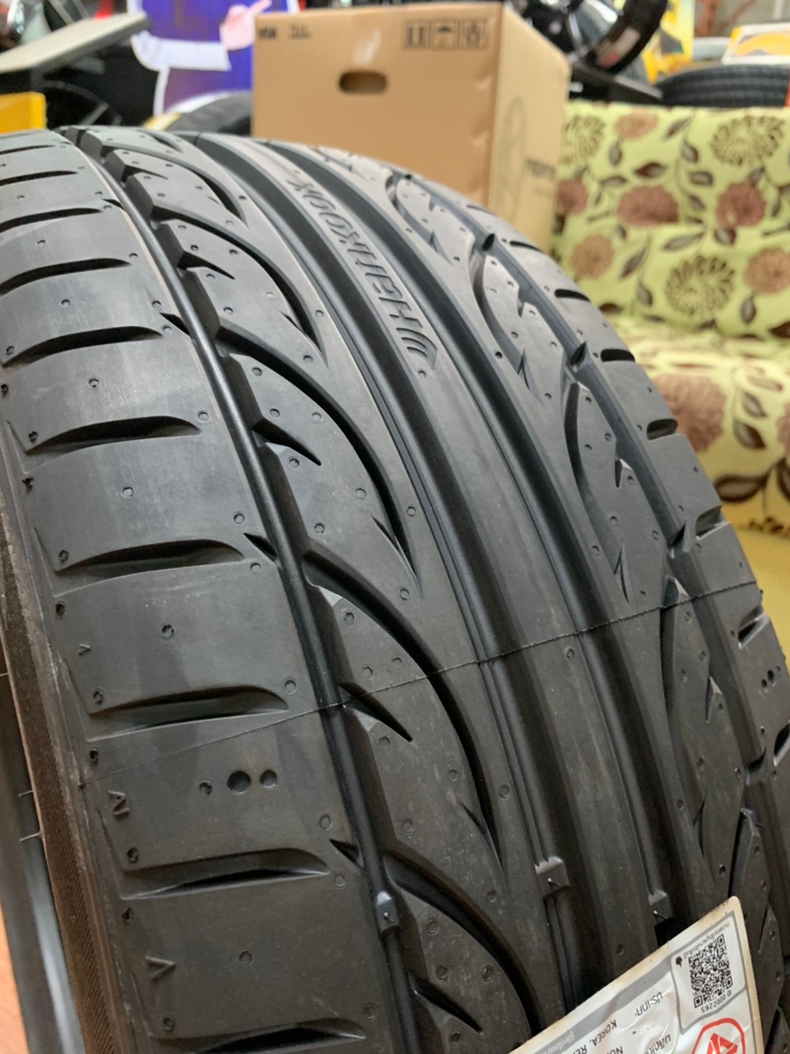Hankook Ventus V12 205/45R17 ยางสปอร์ต นุ่มเงียบ