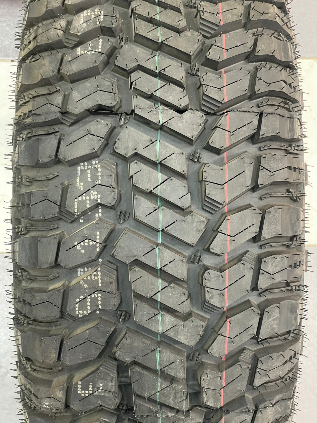 275/55R20 ยาง RADAR Renegade R/T ยางใหม่ปี2023 (โปรโมชั่นพิเศษ)