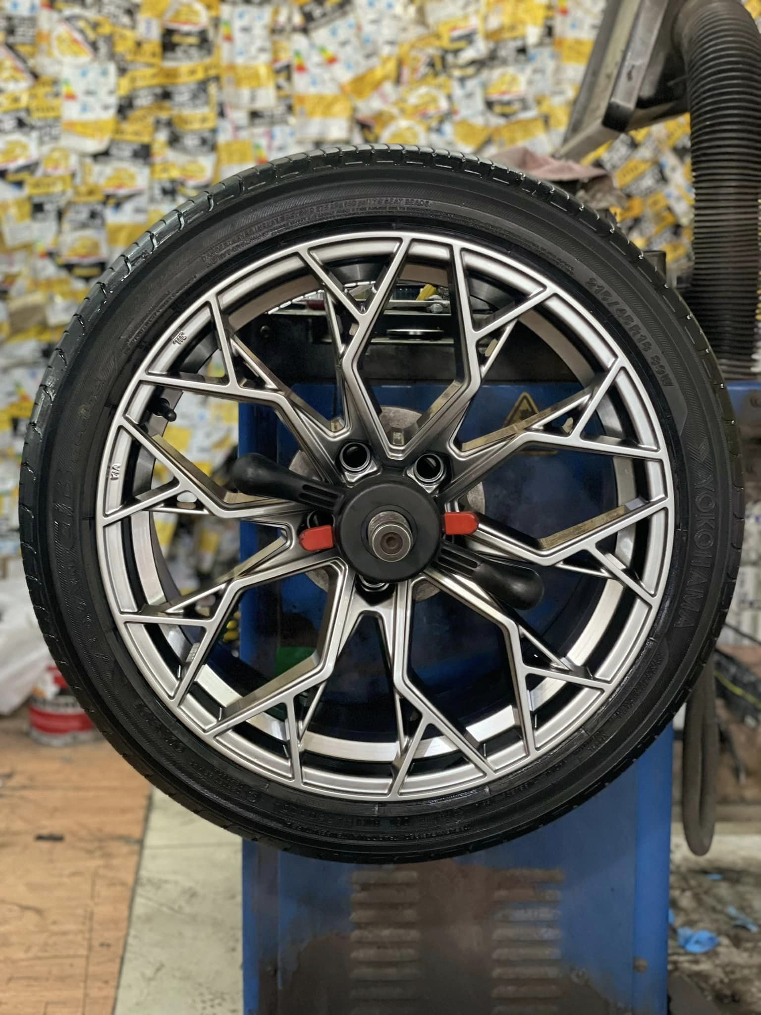 #Mazda3 🛞GRAXY X-06+ ล้อ Forged ใหม่! ลายยอดฮิต 18x8.5 ET35 5x114.3 สีเทากัน Rotary Forged แท้ มาตรฐานญี่ปุ่น แกร่ง น้ำหนักเบา