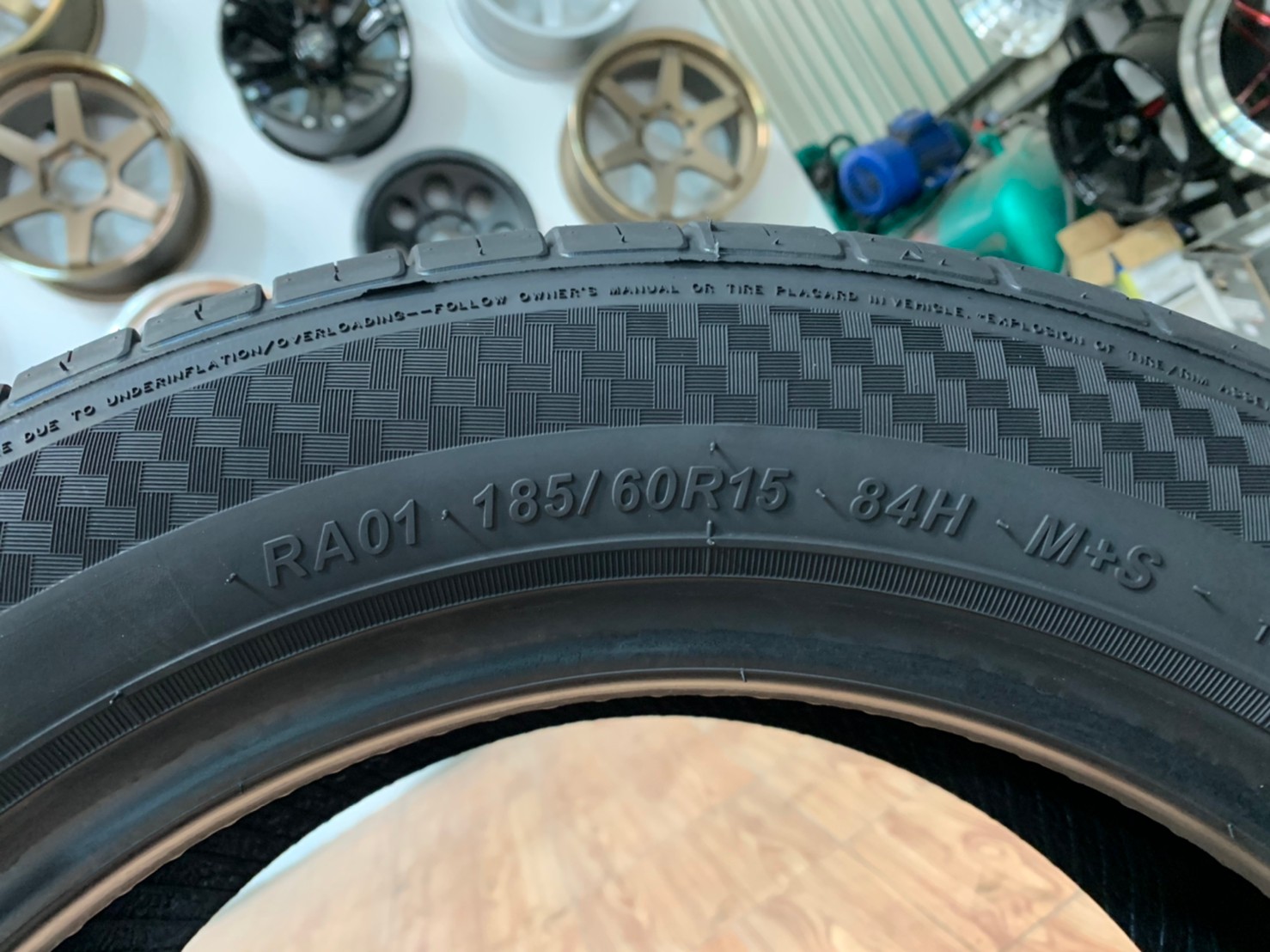 185/60R15 Deestone RA01 ยางใหม่ปี2022