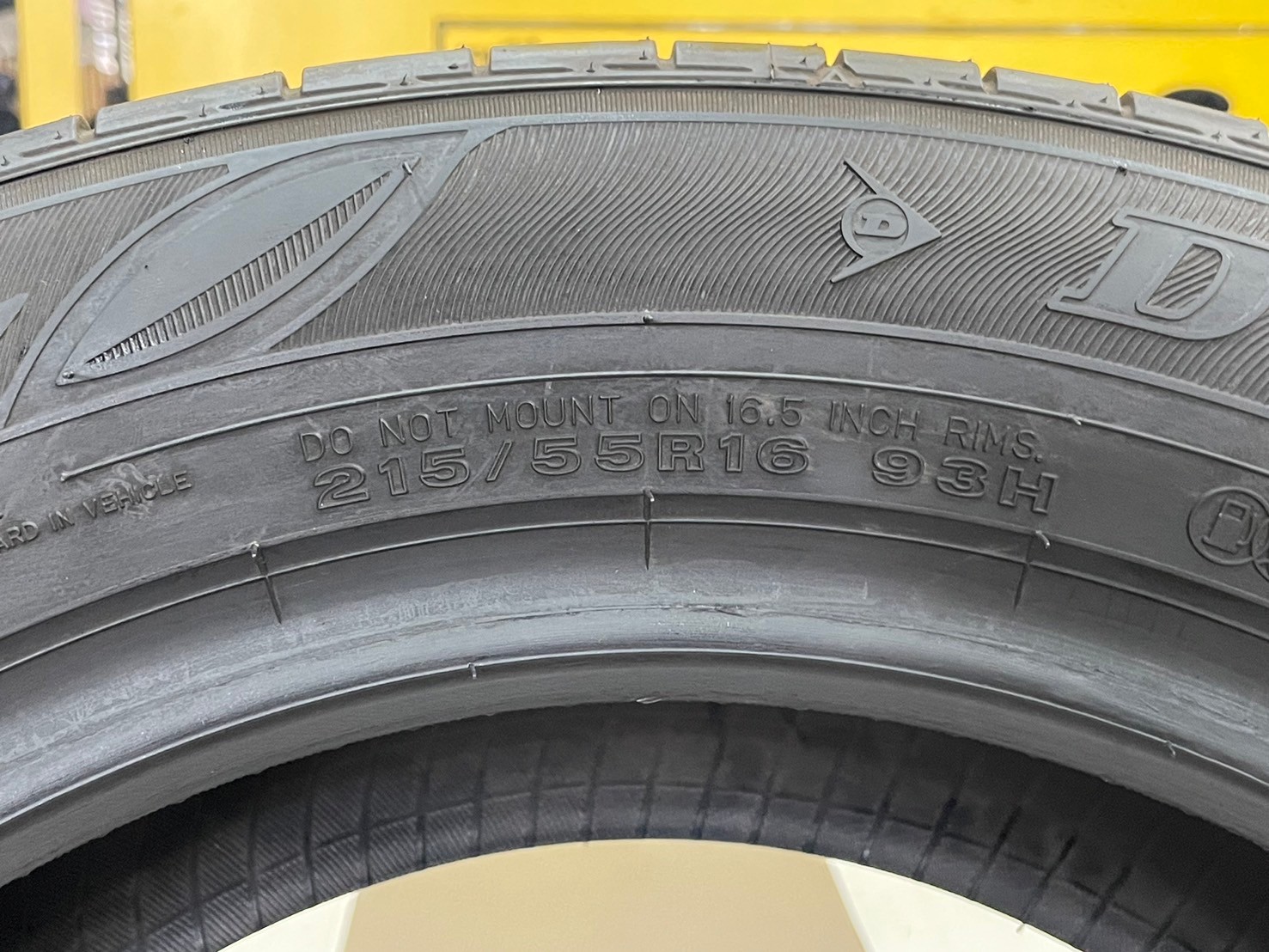 ยางดันลอป #DUNLOP_EC300 215/55R16 ยางใหม่ ปีเก่าปี19 (มี1เส้น)