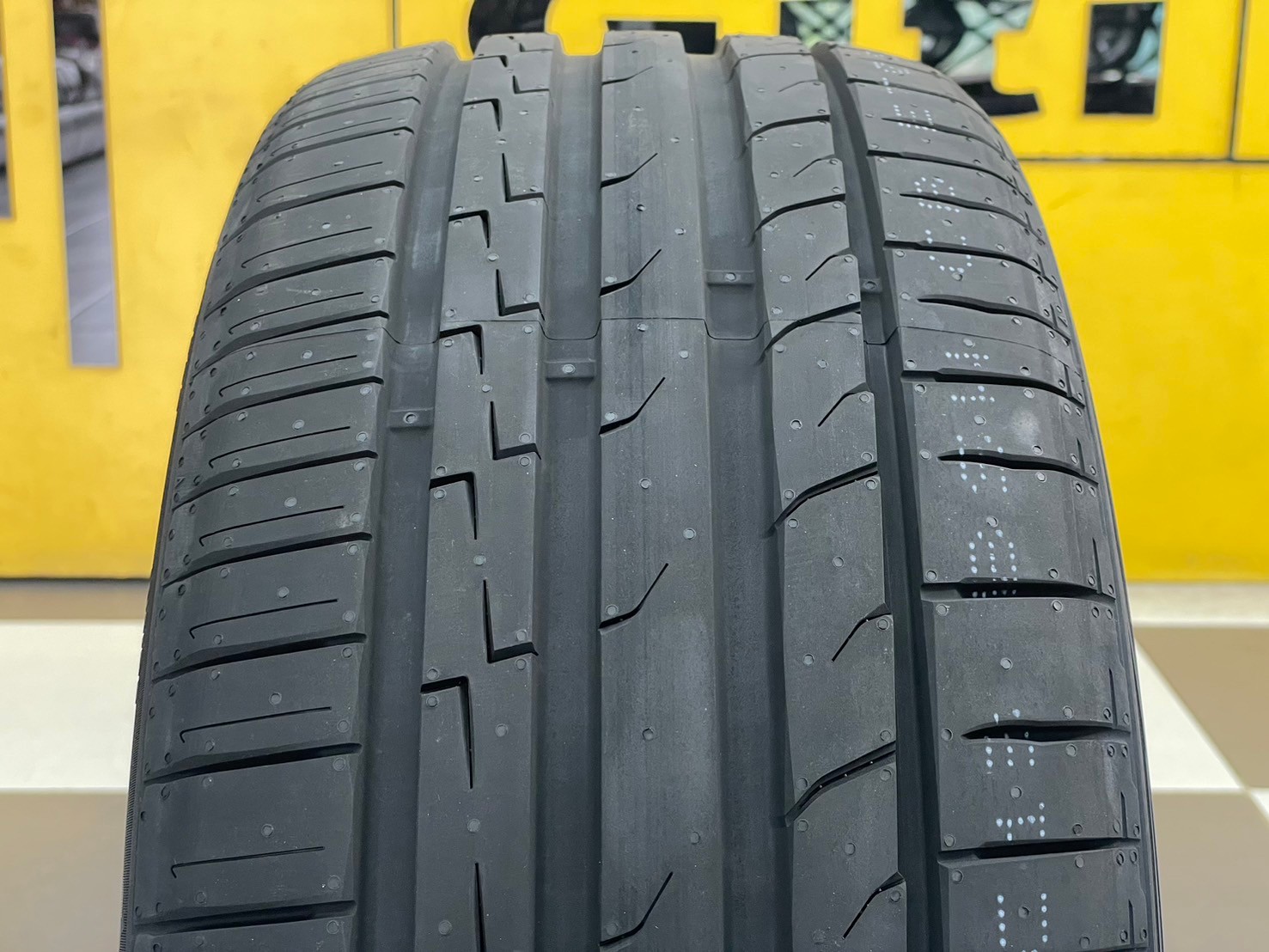 ยาง Ecopoint3 By Sailun 235/40R18 ยางใหม่ปี2024