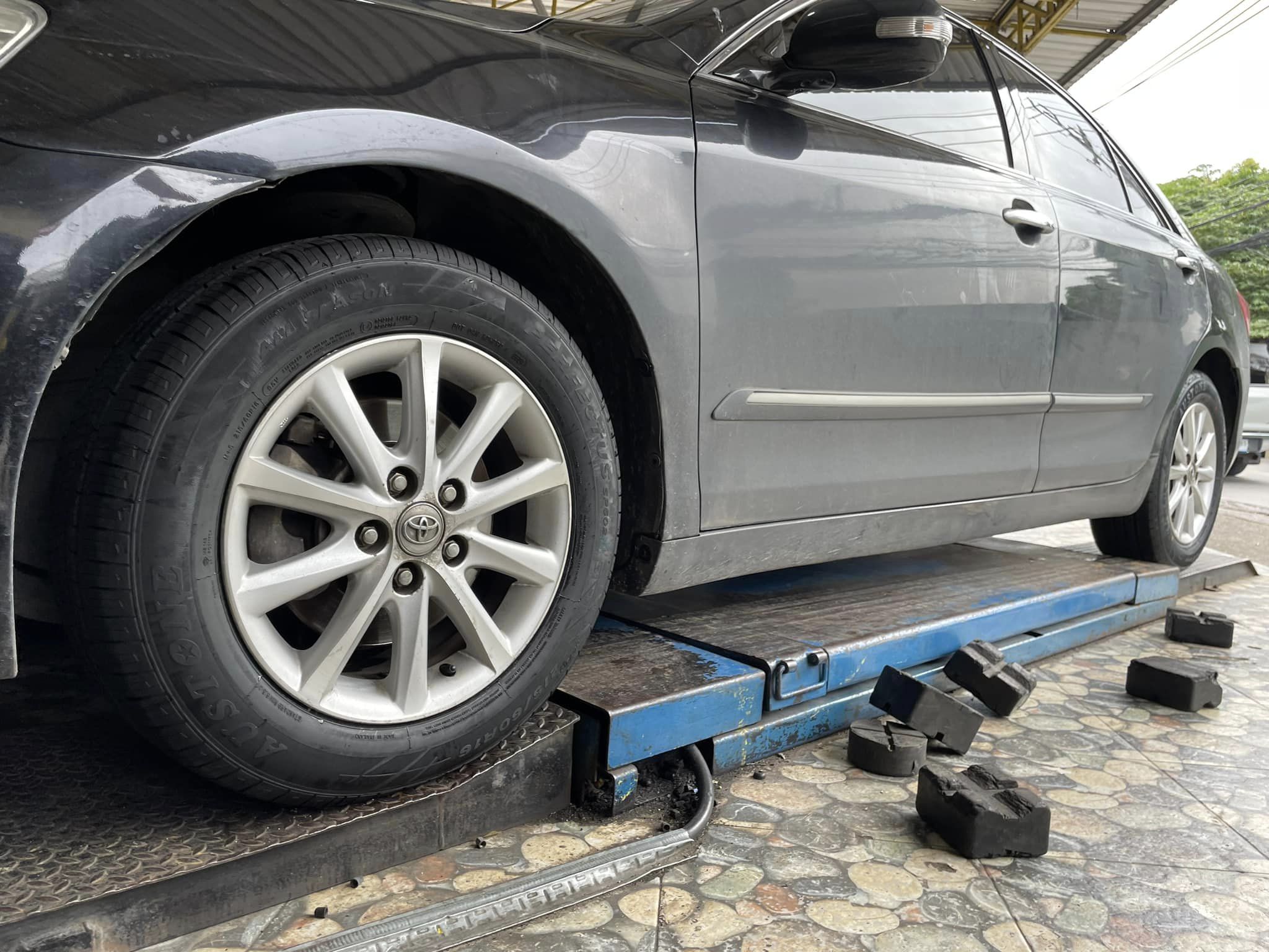 #TOYOTA_CAMRYเปลี่ยนยาง #AUSTONE_SP602_215/60R16 #บริการตั้งศูนย์🛠