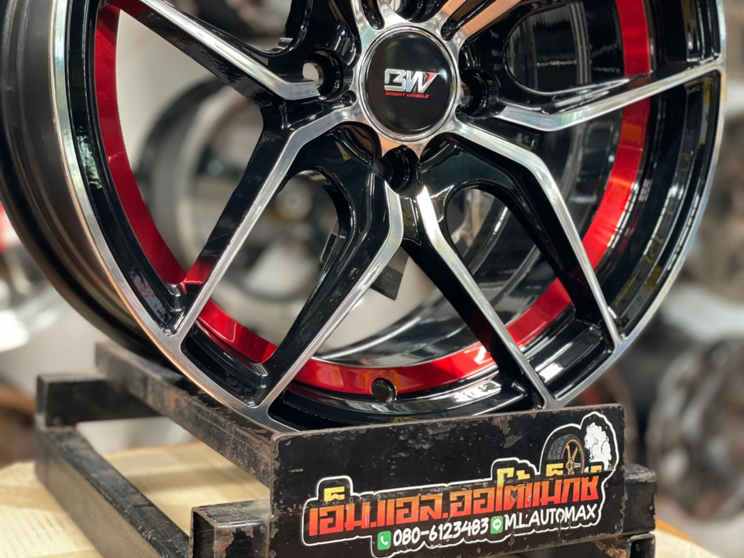ล้อแม็กซ์ขอบ15 Brightwheels ASTON-3 ขอบ15 กว้าง7 ออฟ32 4รู100 สีดำหน้าเงาอันเดอร์คัตแดง(FP/B UN ED RED)