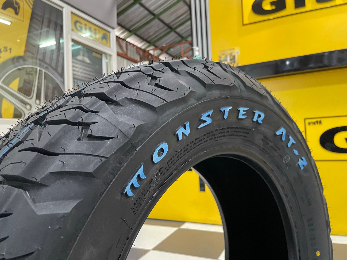 Monster AT2 265/60R18 ยางสายลุย สวยแกร่งถูกใจผู้ใช้ คุณภาพดีจากค่ายLenso ยางใหม่ปี2021