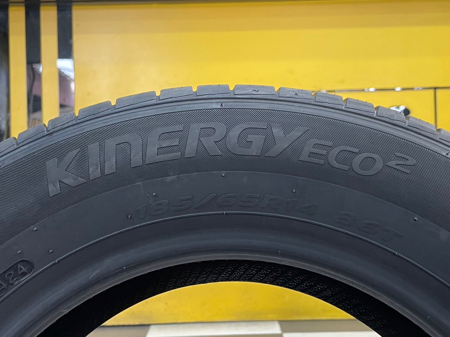 HANKOOK 185/65R14 รุ่น KINERGY ECO2 ยางใหม่ปี2024