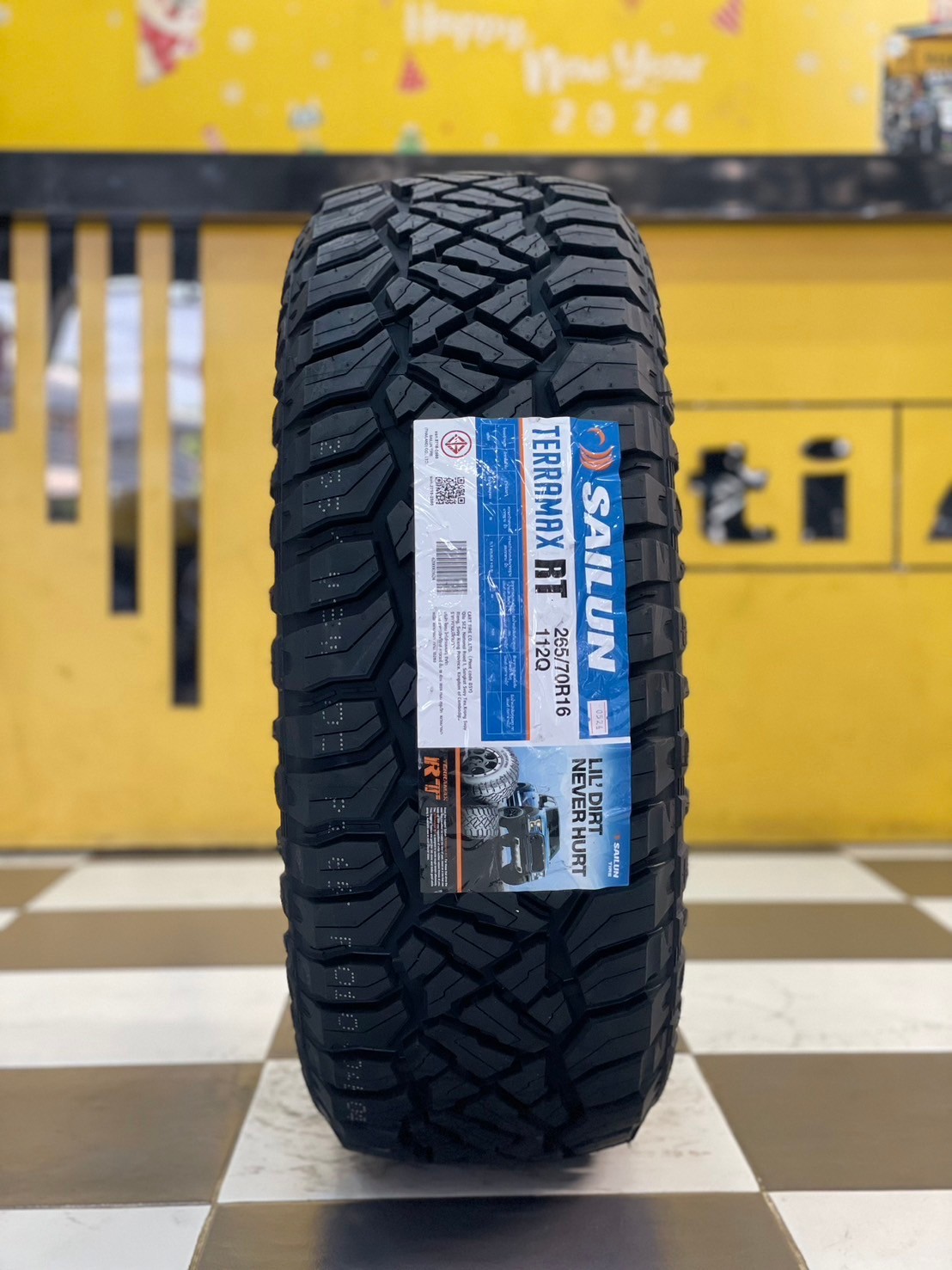 ยาง Sailun Terramax RT 265/70R16 ยางใหม่ปี2024 " หล่อ ดุดัน ยางตัวหนังสือสีขาว "