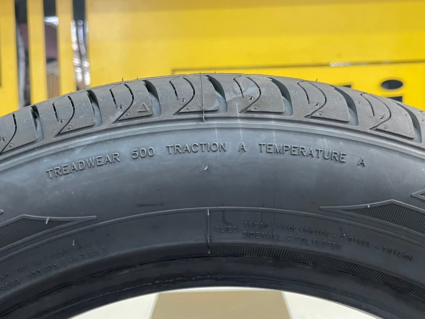 ยางใหม่ดีสโตน DEESTONE Public Trans R20 205/55R16 ยางใหม่ปี2024