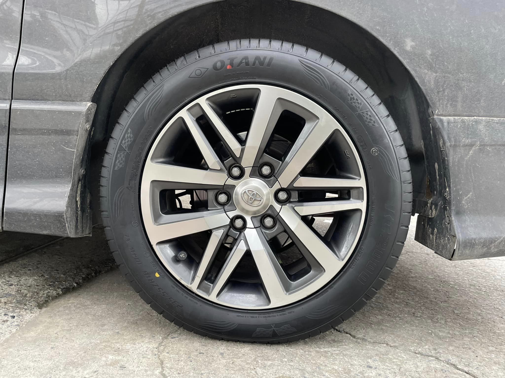 🚘 #HYUNDAI_H1❤️ #OTANI เปลี่ยนยาง#KC2000 235/55R18