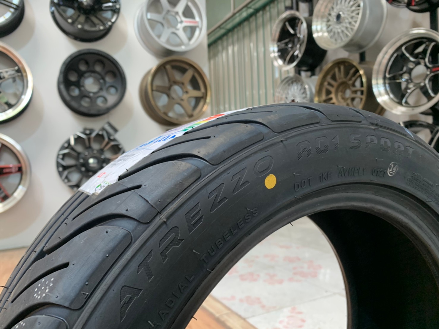 ยางซอฟ 195/50R15 Sailun Atrezzo R01 ยางไซลุนยางสปอร์ตลายซิ่ง ลายAD ยางใหม่ปี2021