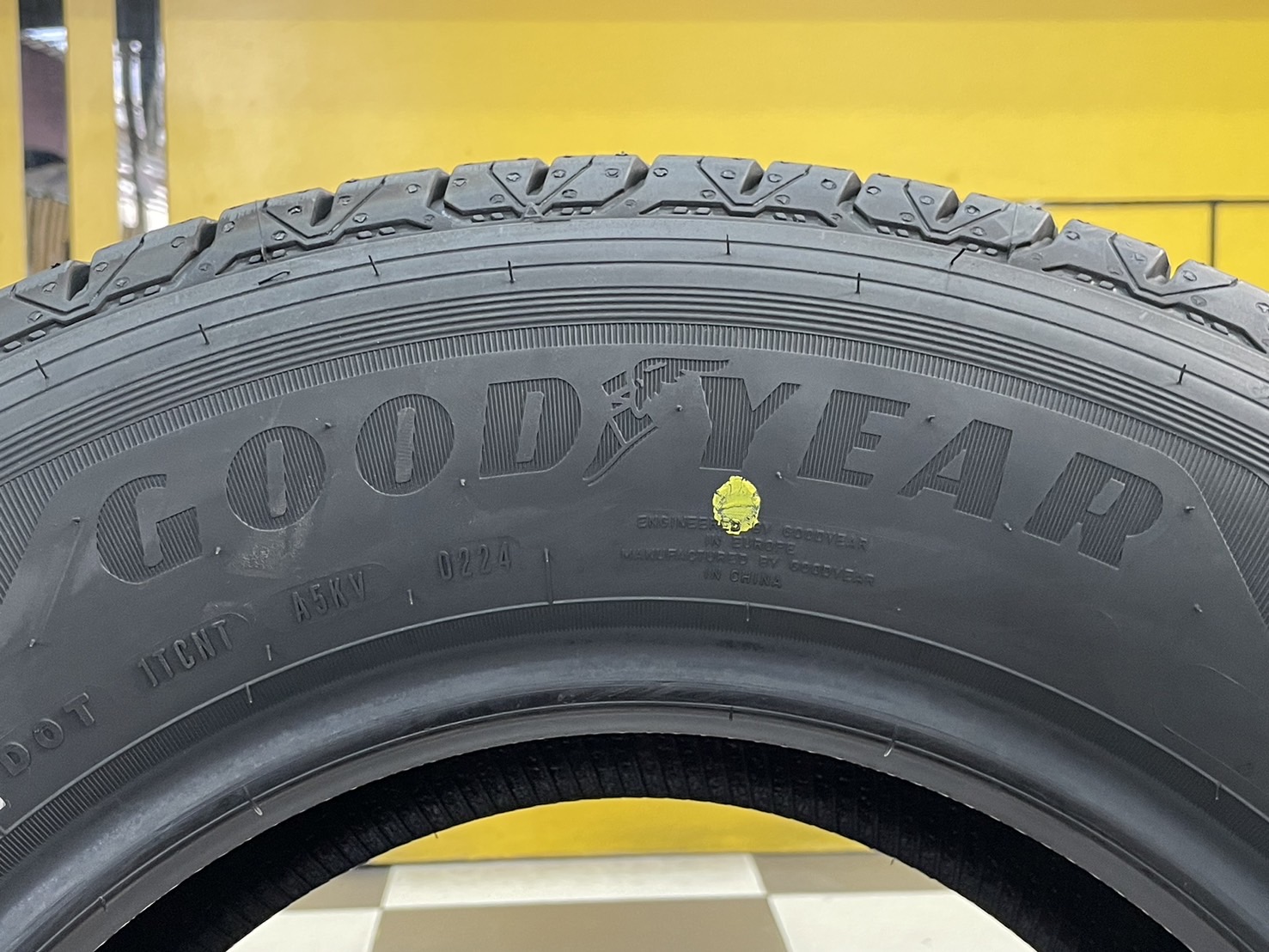 ยางใหม่ Goodyear CARGOMAX 215/70R15C ยางใหม่ปี2024