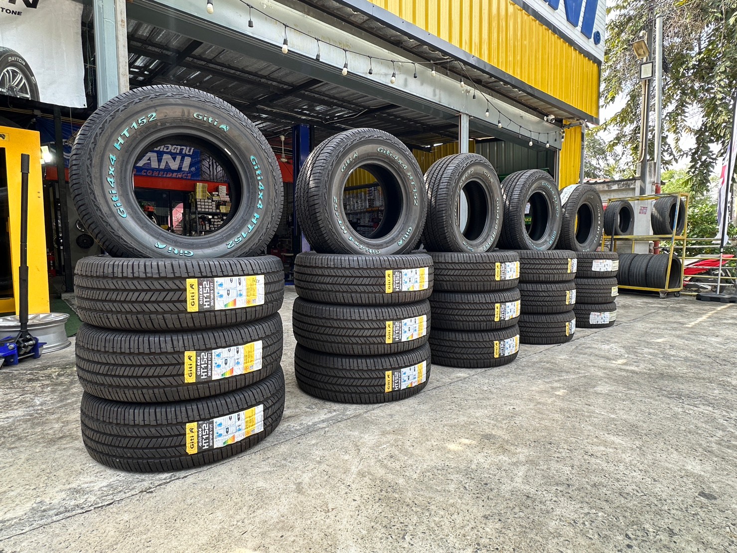 #GITI 4x4 #HT152 #265/70R16 ยางทางเรียบตัวหนังสือสีขาว นุ่มเงียบ ยางรถยนต์คุณภาพดี สมรรถนะสูง ยางใหม่ปี2022