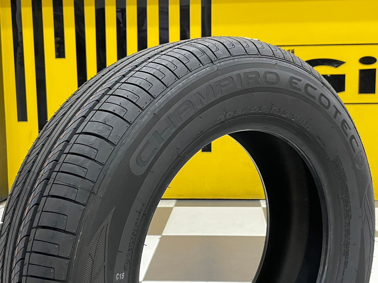 ยางใหม่ GT RADAIL CHAMPIRO ECOTEC 205/65R15 ยางใหม่ปี2024
