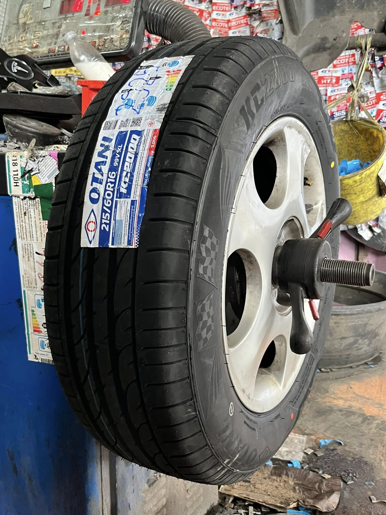 SEAT #ALHAMBRA🚘❤️💫 🛞🐘#OTANI #KC2000 215/60R16