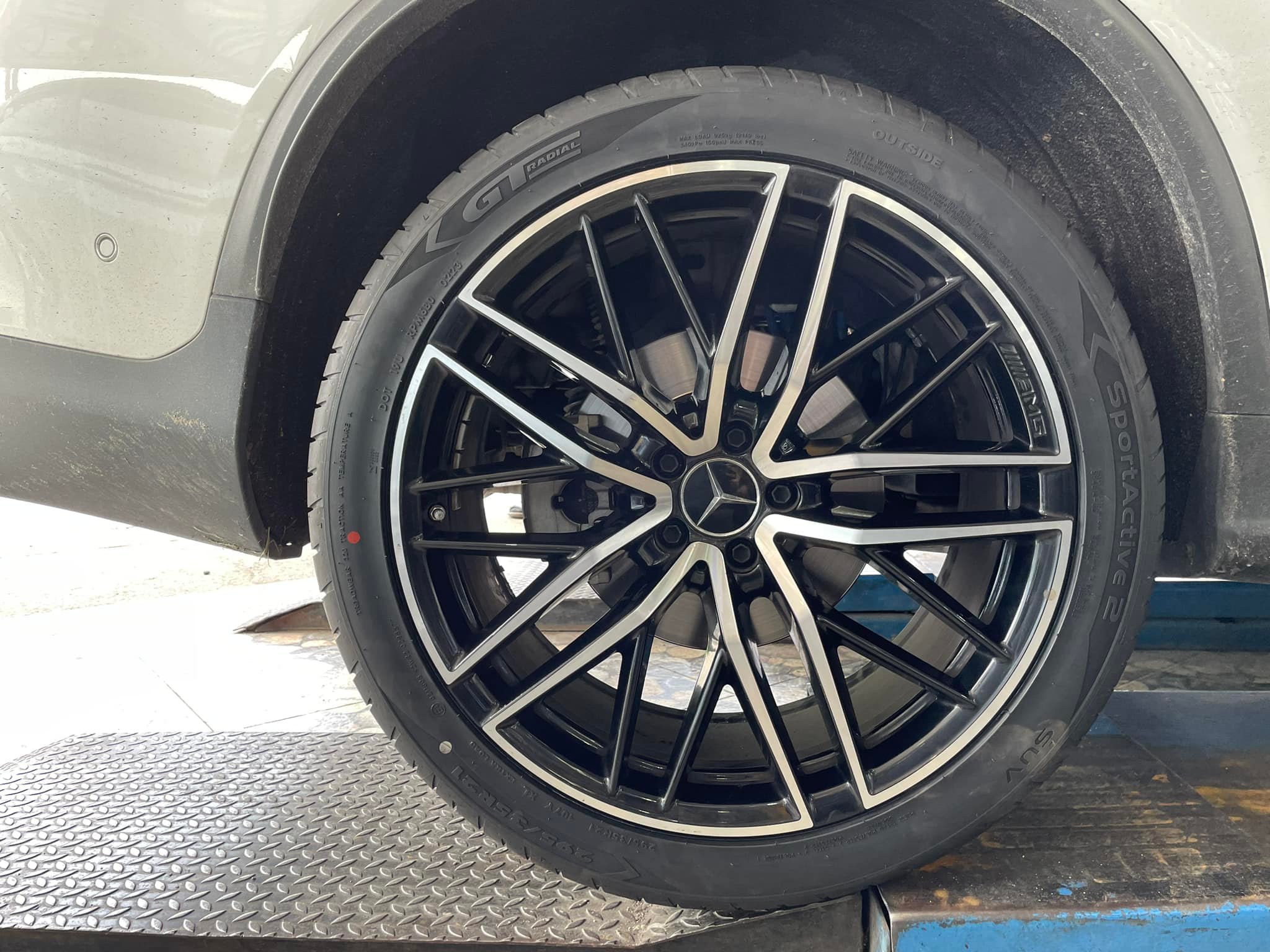 BENZ GLC43🛞 #GT RADIAL SportActivE2 295/35R21