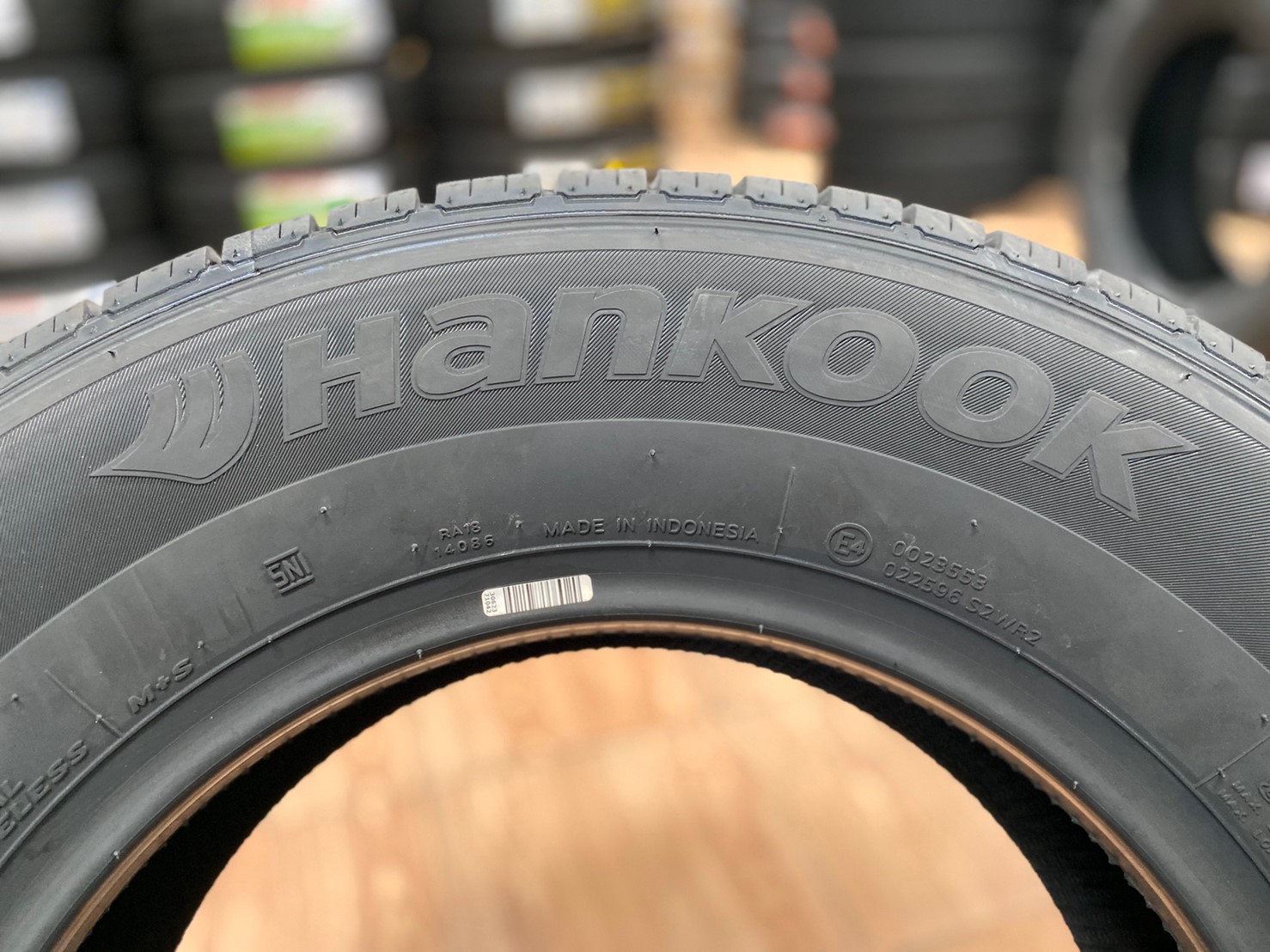 Hankook Vantra LT 215/70R15 ยางใหม่ปี2020 ยางกระบะ บรรทุกคุณภาพดี