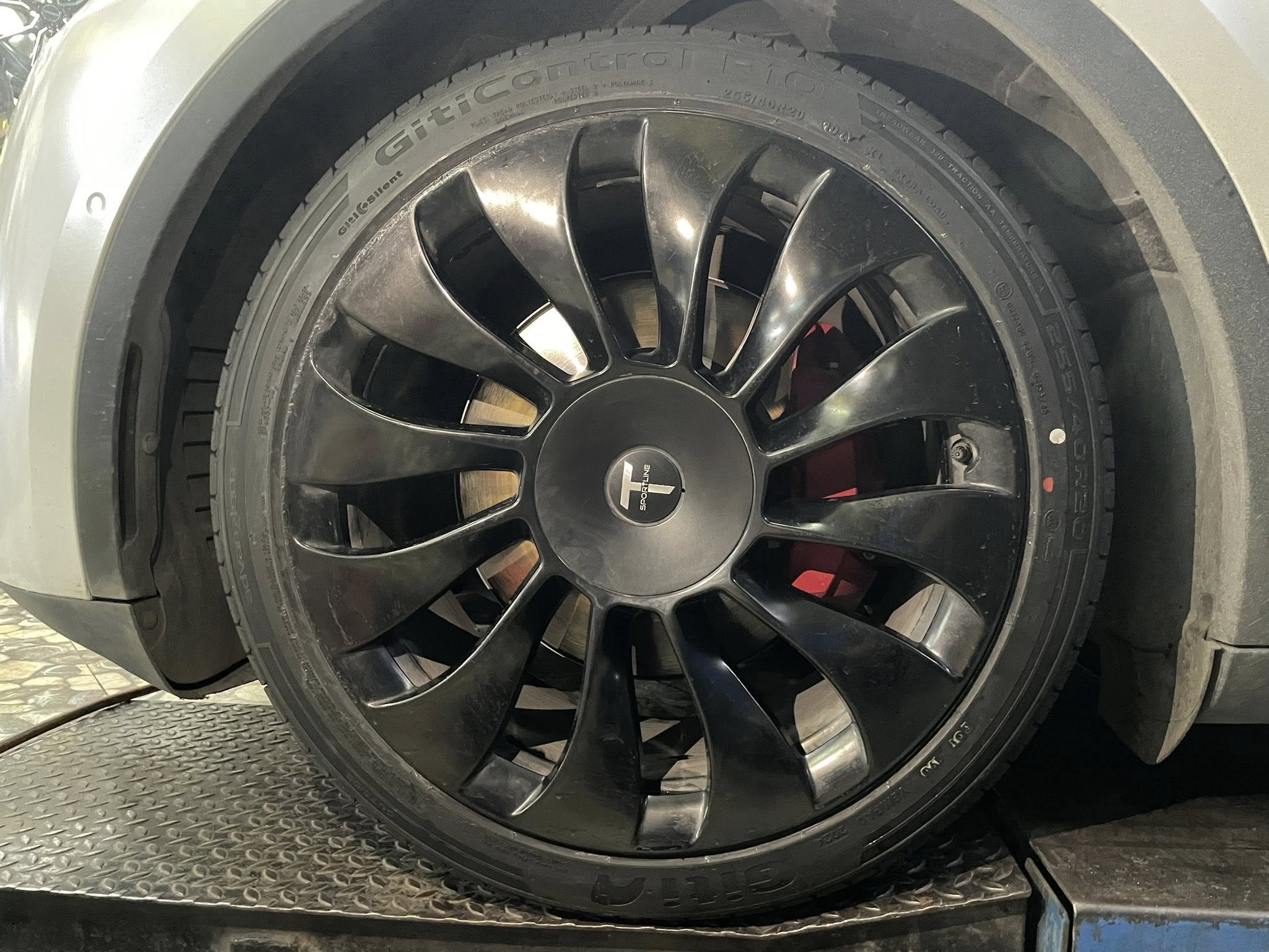 TESLA_MODEL Y 🚘❤️💫 🛞🐘#GITI_ControlP10_255/40R20 ❤️ 🛞 #รถไฟฟ้า100% #ยางเทคโนโลยีฟองน้ำ