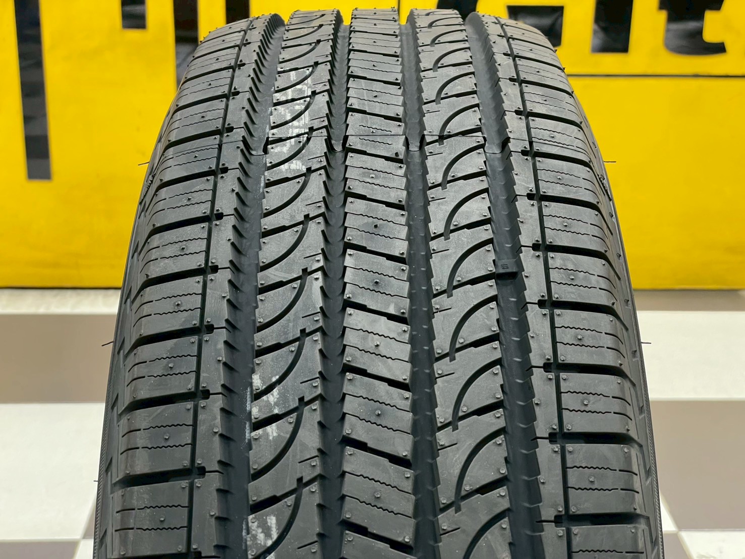 ยาง YOKOHAMA GEOLANDAR H/T G056 ขนาด 265/70R16 ยางใหม่ปี2025