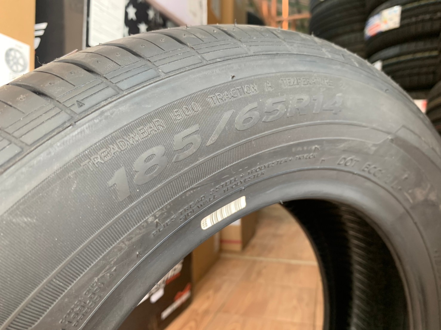 ยางใหม่Laufenn 185/65R14