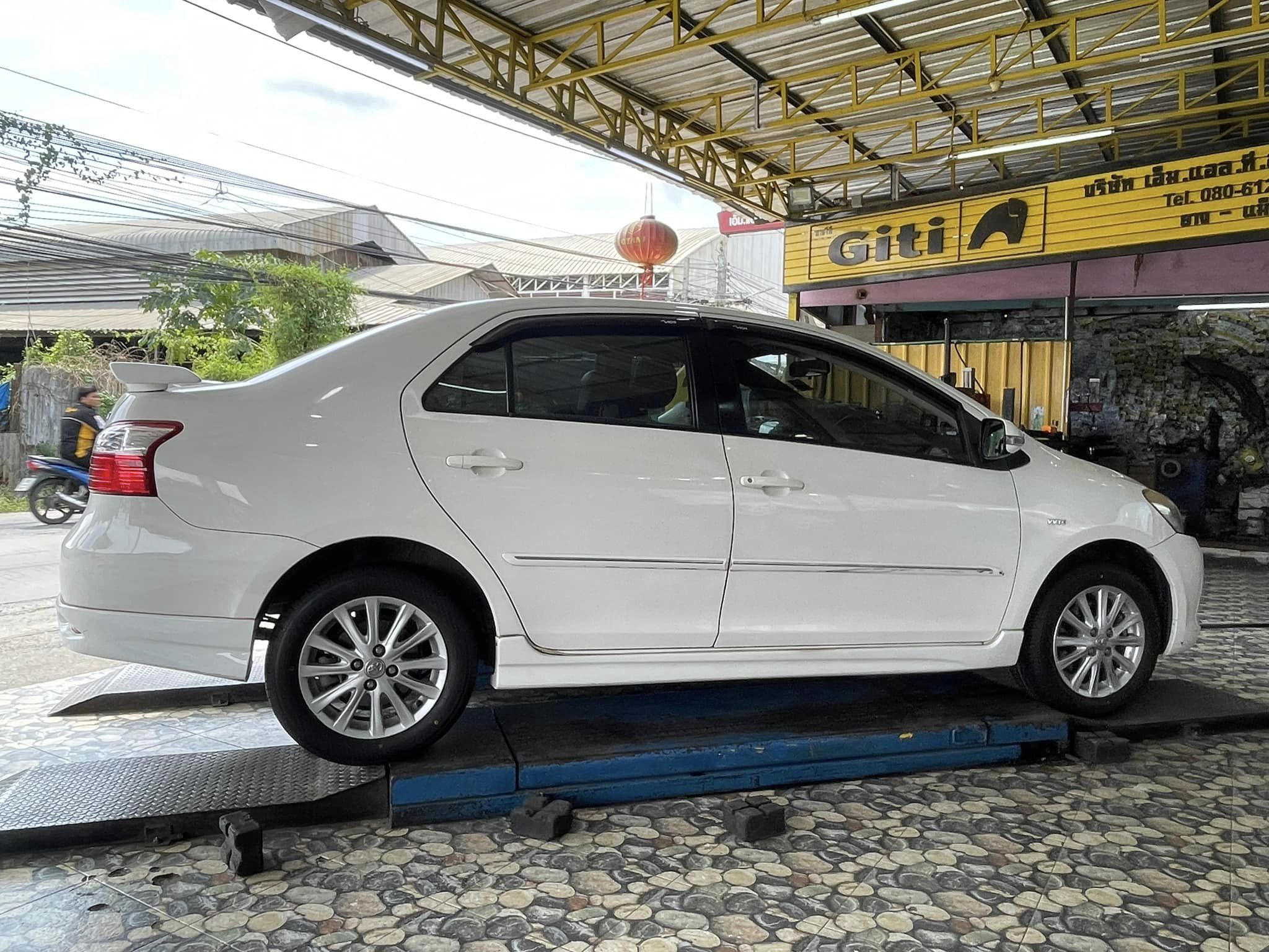 🚘#TOYOTA_VIOS เปลี่ยนยาง #DEESTONE_RA01 #185/60R15