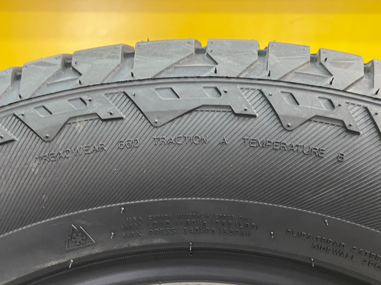ยาง Hankook Dynapro AT2 (RF11) 265/60R18 ยางใหม่ปี23