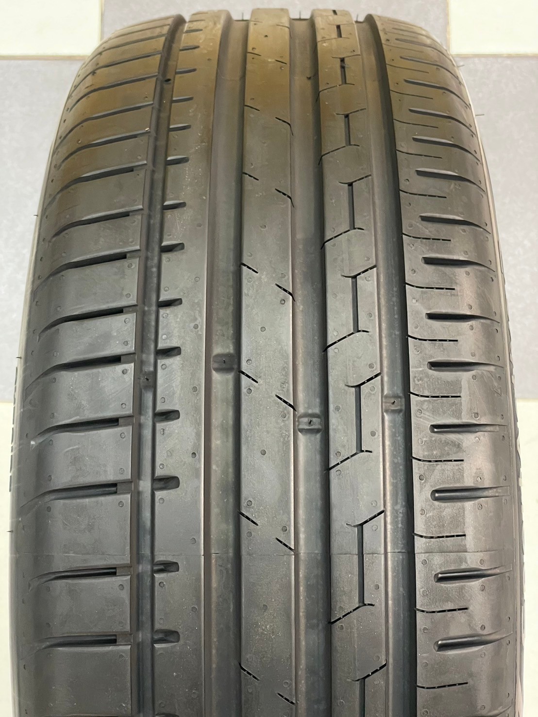 GT RADIAL SPORT Active2 235/45R19 ยางใหม่ปี2023