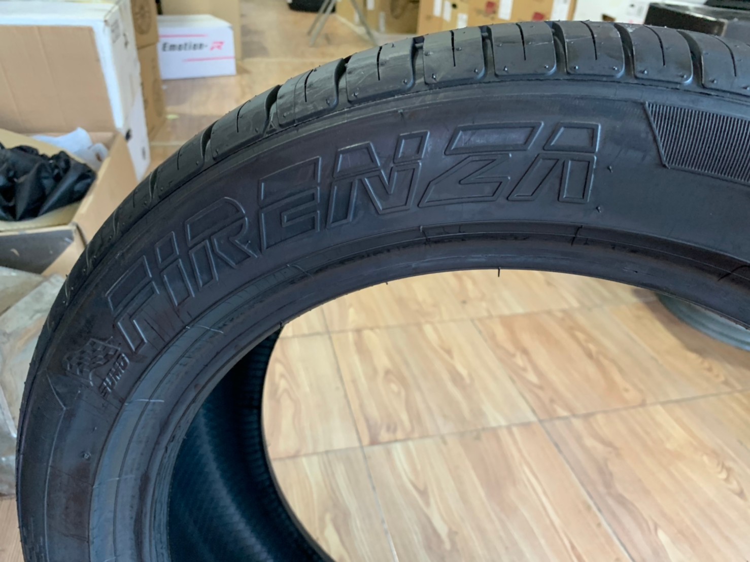 ยางใหม่ 225/50R17 ยางรถยนต์ FIRENZA ST-01A