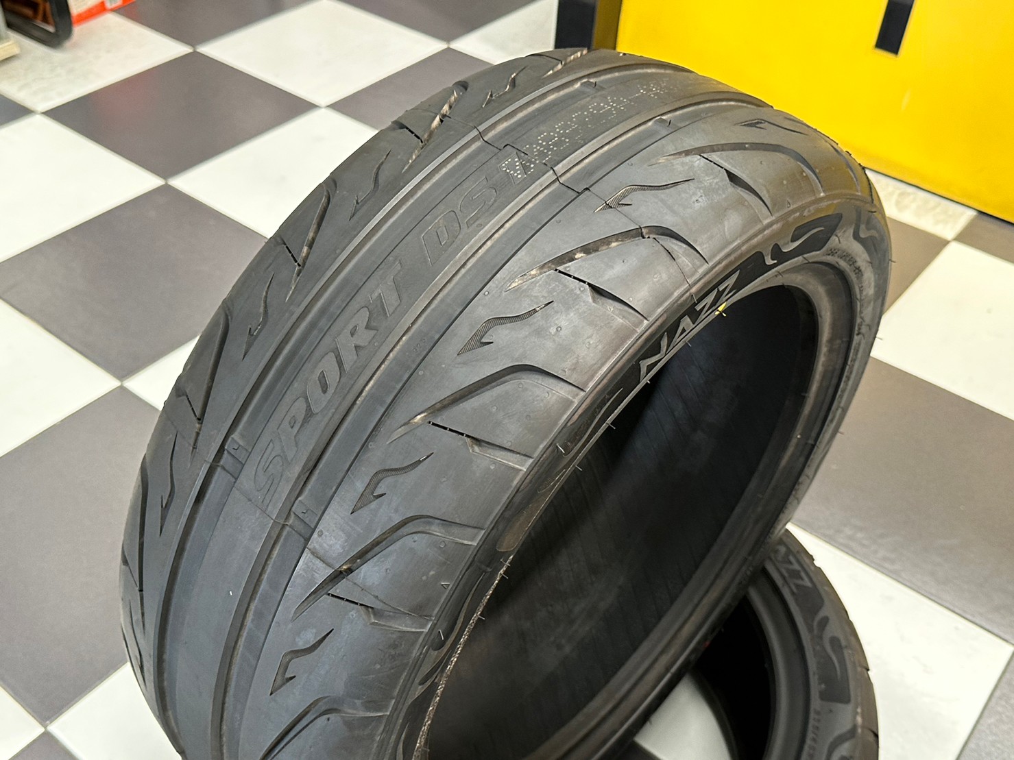 ยางใหม่ ยางซอฟ NAZZ Sport DS1 235/45R18 265/40R18 ยางใหม่ปี2023