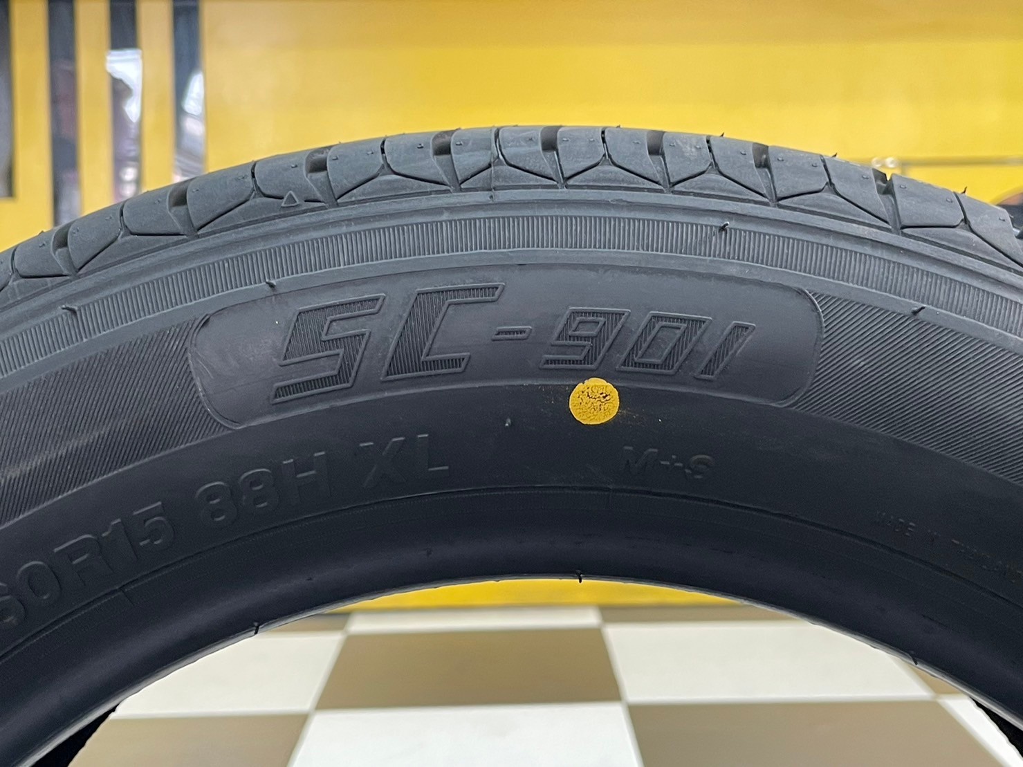 KINTO SC-901 185/60R15 ยางใหม่ปี2024