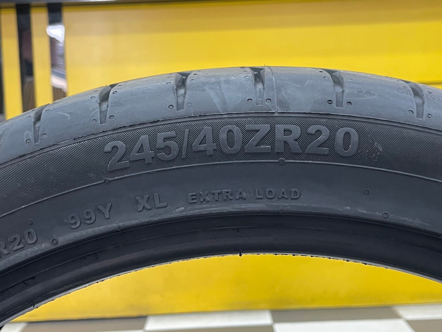 ยางGiti Control G288 245/40R20 ยางใหม่ปี2024