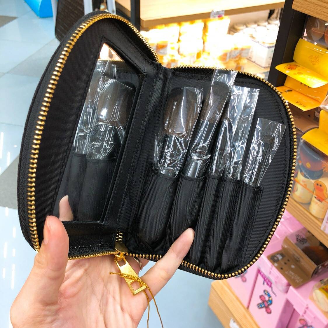 Sivanna Secret Brush Musts set ชุดแปรงแต่งหน้า