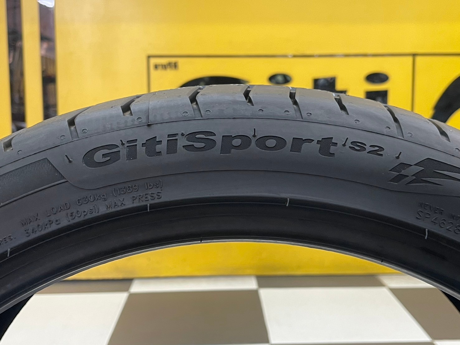 GITI SPORT S2 225/40R18 ยางใหม่ปี2024