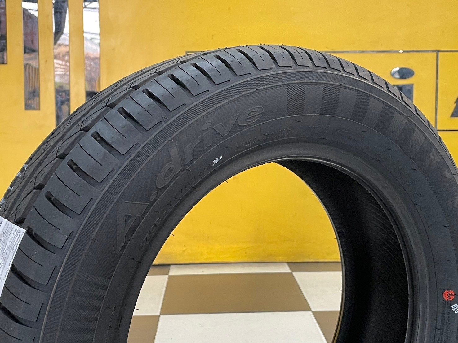 ยางใหม่โยโกฮาม่า YOKOHAMA A.Drive 195/60R15ยางใหม่ปี2025